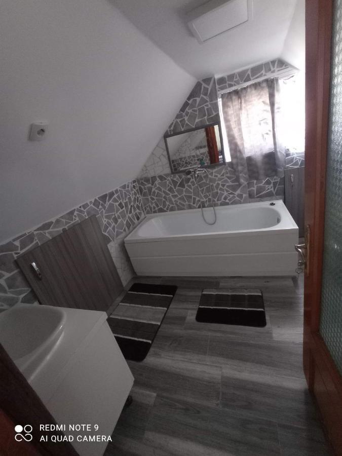 Casa Rool Hotel Турда Екстериор снимка